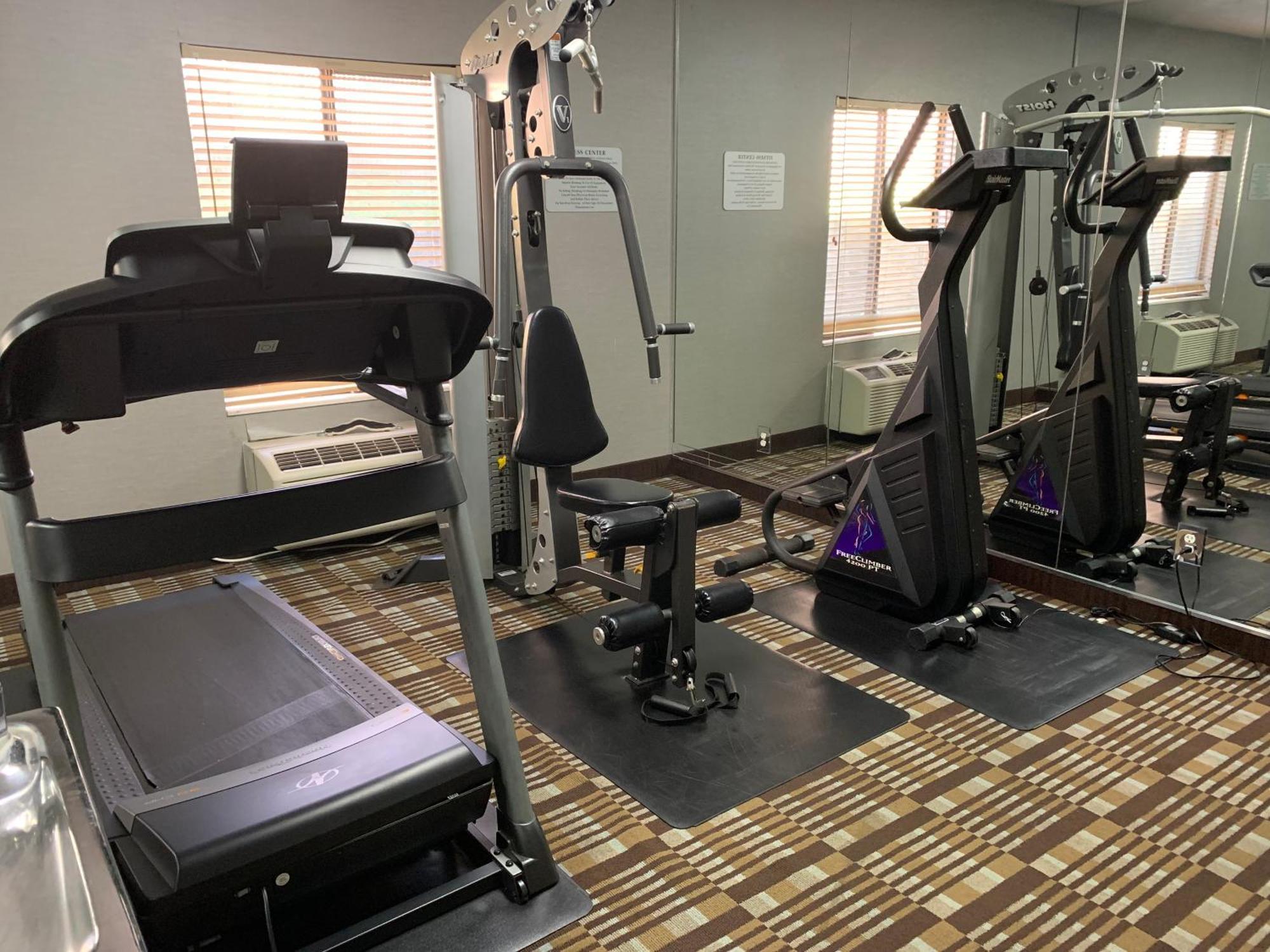 Quality Inn & Suites Quantico Stafford Ngoại thất bức ảnh